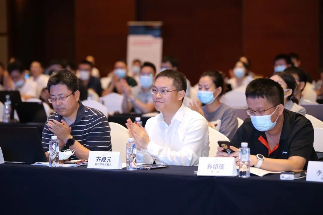 泰尔终端尝试室成功进行“功夫均匀技术电磁辐射测试论坛”